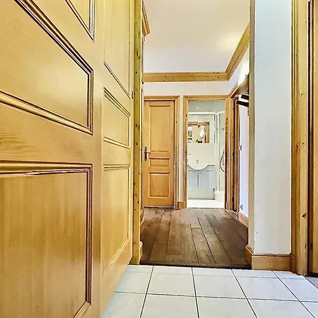 3 Pieces 8 Pers A Le Lac, Ski Aux Pieds, Balcon Sud, Proche Commerces - Fr-1-411-318 Apartment